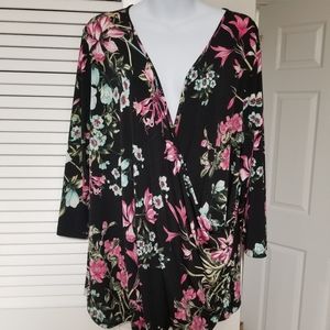 Avenue pretty floral blouse